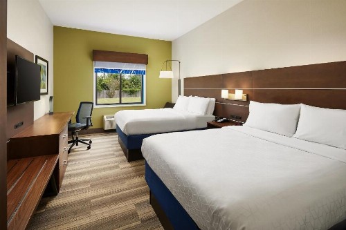 Holiday Inn Express Hotel & Suites Panama City-Tyndall - image 10
