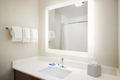 Holiday Inn Express Hotel & Suites Panama City-Tyndall - image 30