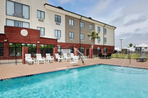 Holiday Inn Express Hotel & Suites Panama City-Tyndall - image 5