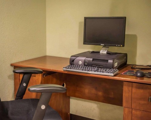 Suburban Extended Stay Hotel near Panama City Beach - image 5
