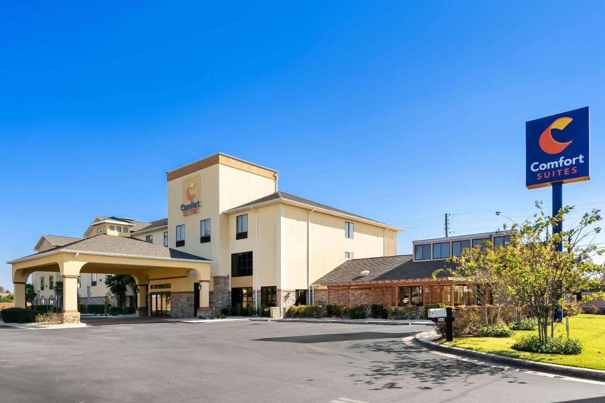 Comfort Suites Panama City near Tyndall AFB - main image