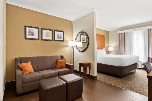 Comfort Suites Panama City near Tyndall AFB - image 15