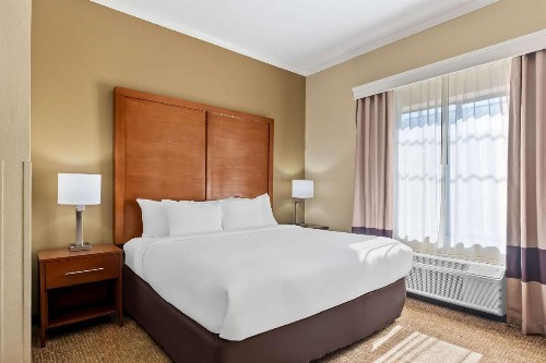Comfort Suites Panama City near Tyndall AFB - image 21
