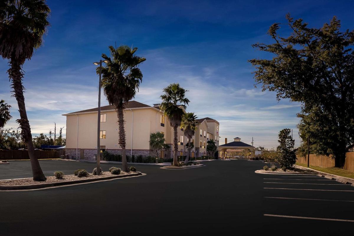 Comfort Suites Panama City near Tyndall AFB - image 6