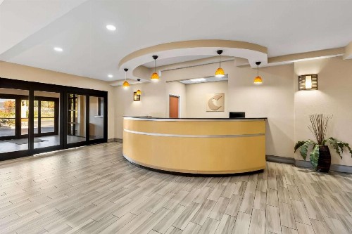 Comfort Suites Panama City near Tyndall AFB - image 8