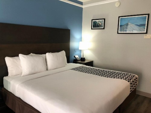 La Quinta by Wyndham Panama City Beach/Thomas Drive - image 21