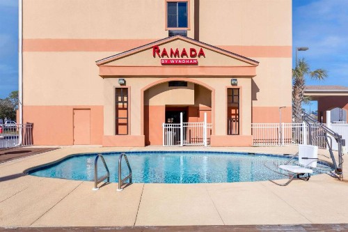 Ramada by Wyndham Panama City - image 11