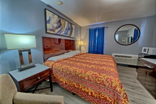 Aqua View Motel - image 10