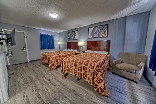 Aqua View Motel - image 23