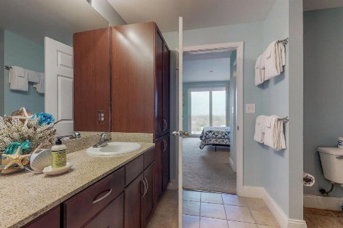 The Laketown Wharf - image 6