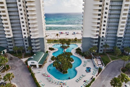 Long Beach Resort by Panhandle Getaways - image 2