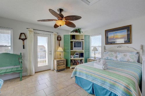 Beach House - Sandy Dreams - image 3