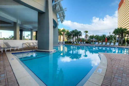Laketown Wharf 1136 By ZIA VR - image 11