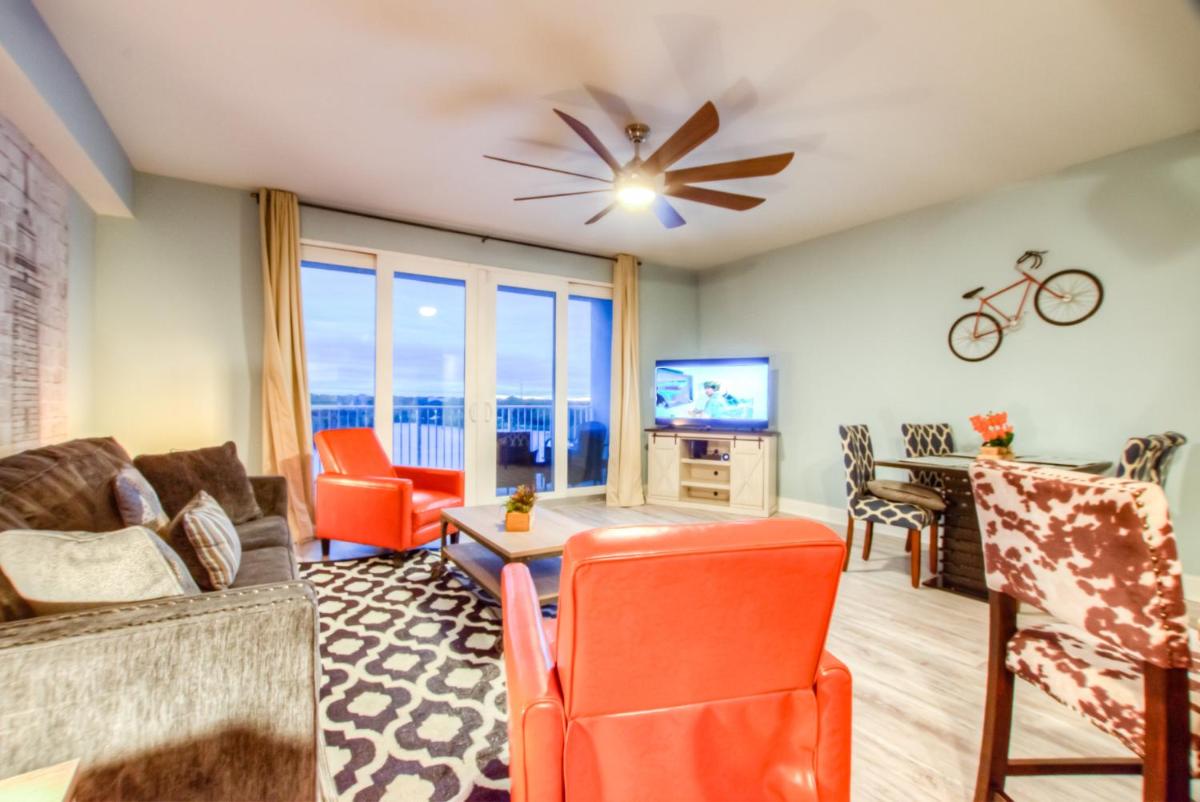 Laketown Wharf 535 By ZIA VR - main image
