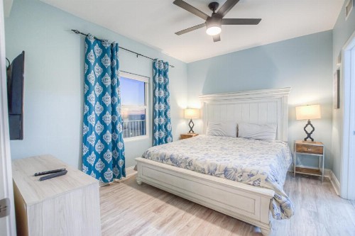 Laketown Wharf 1435 By ZIA VR - image 22