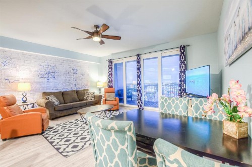 Laketown Wharf 1435 By ZIA VR - image 35