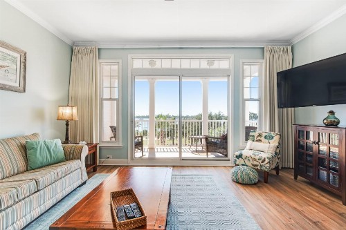 Reflections At Bay Point 407 - image 7