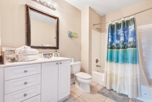 Reflections At Bay Point 212 - image 9