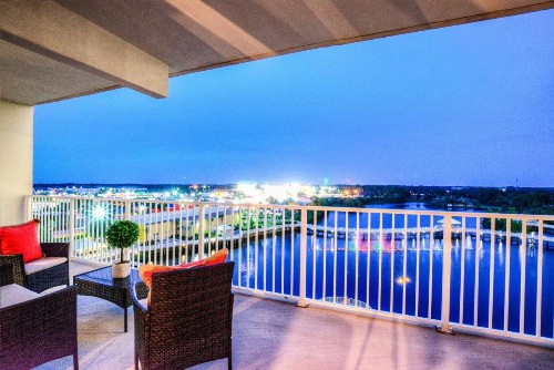 Laketown Wharf 630 By ZIA VR - image 36