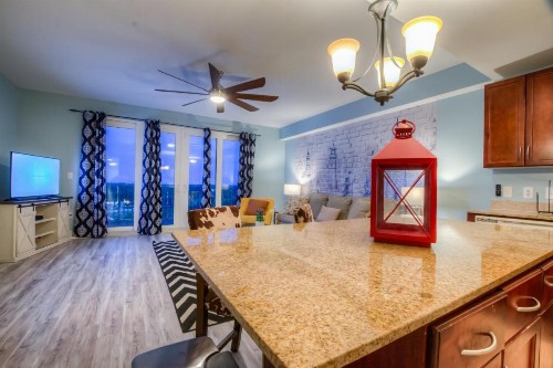 Laketown Wharf 1436 By ZIA VR - image 1