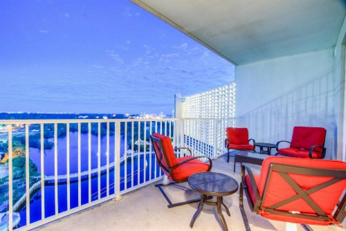 Laketown Wharf 1436 By ZIA VR - image 40