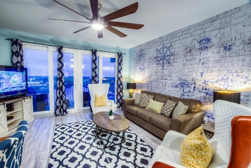 Laketown Wharf 929 By ZIA VR - image 12