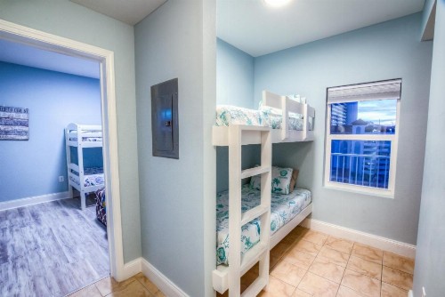 Laketown Wharf 929 By ZIA VR - image 22