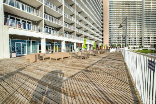Laketown Wharf 929 By ZIA VR - image 28