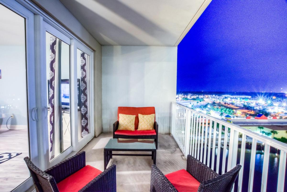 Laketown Wharf 929 By ZIA VR - image 5