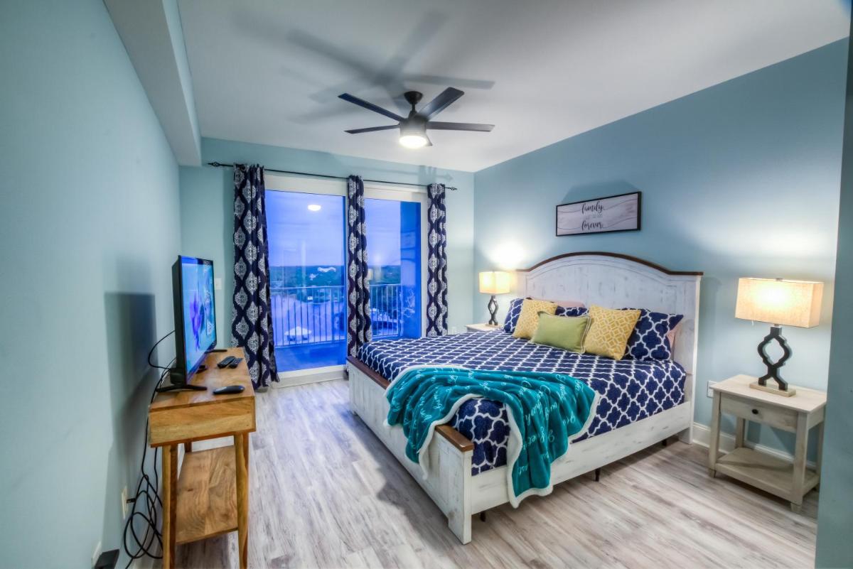 Laketown Wharf 929 By ZIA VR - image 6