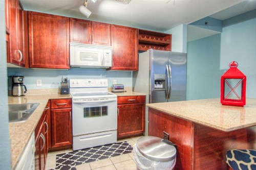 Laketown Wharf 831 By ZIA VR - image 35