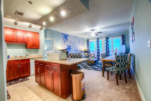 Laketown Wharf 728 By ZIA VR - image 32