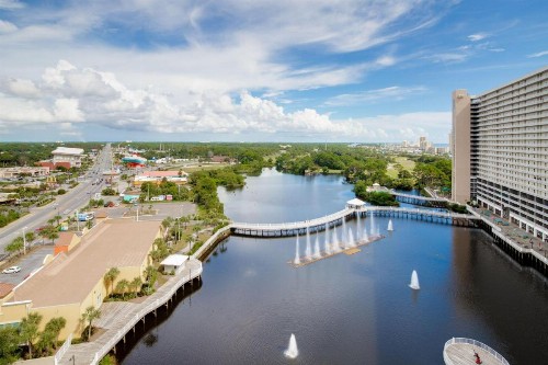 Laketown Wharf By BlueSwell - image 11