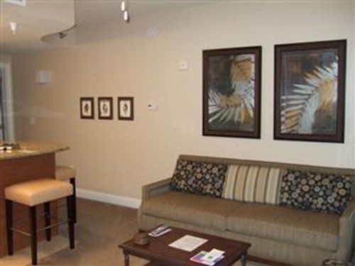 Carillon Beach Resort Inn - image 1
