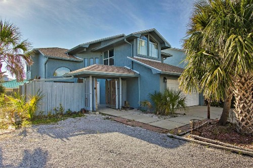 Cozy Cottage Steps from St Andrew State Park! - image 9