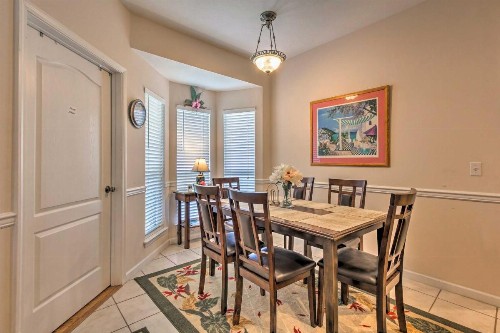 Welcoming Panama City Home 10 Miles to Beach - image 10