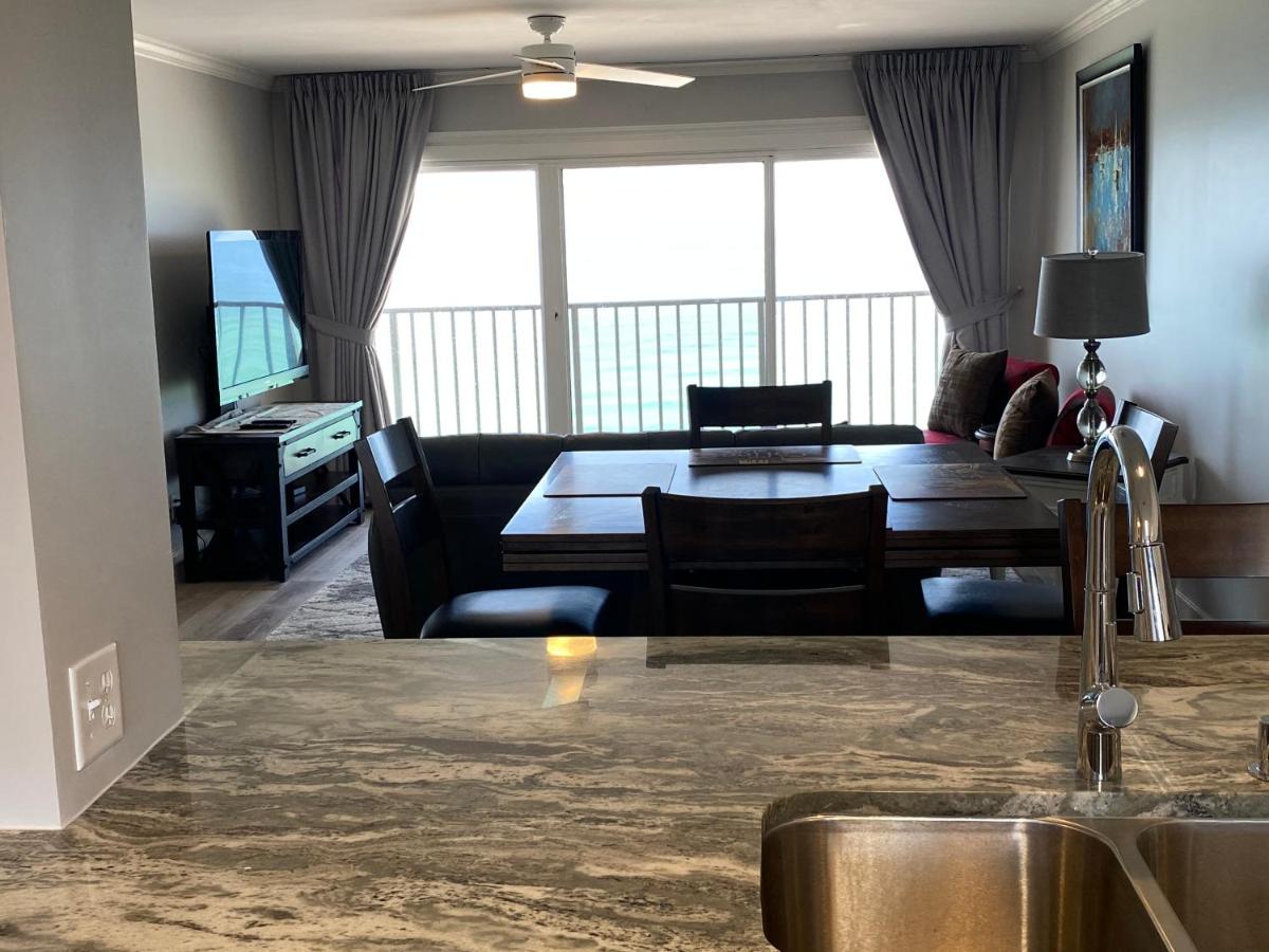 Commodore Condominium - image 6