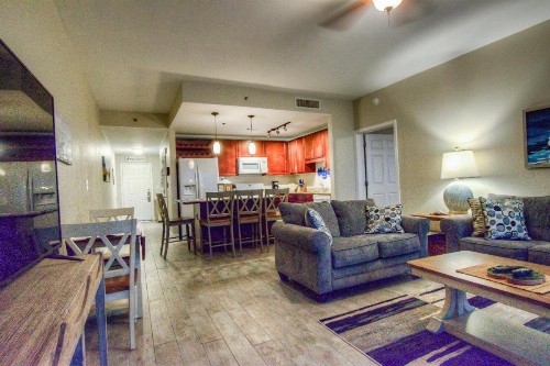 Laketown 1428 - Fantastic Location and Amenities - image 10