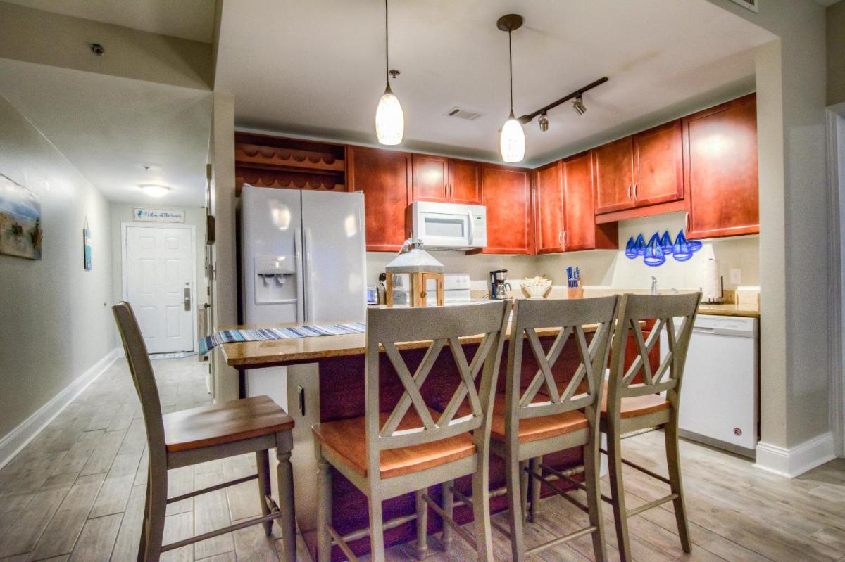 Laketown 1428 - Fantastic Location and Amenities - image 3