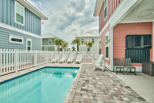 Hook Wine & Sinker - Private Pool! Brand New! - image 3
