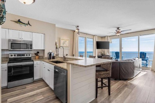 Shores of Panama Best 3 Bedroom with Wrap-around Balcony! - image 18