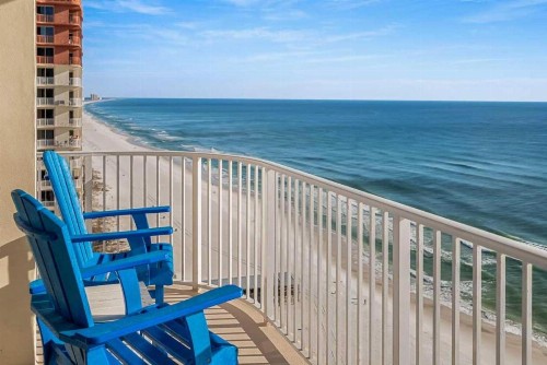 Shores of Panama Best 3 Bedroom with Wrap-around Balcony! - image 9