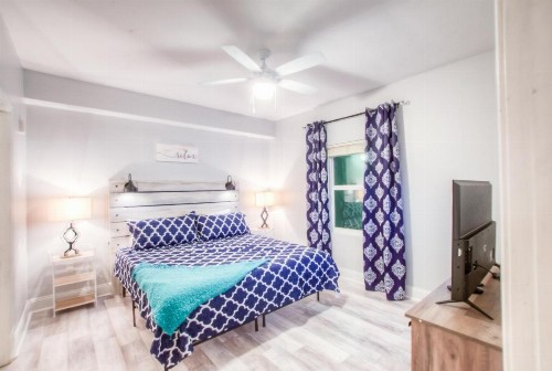 BRAND NEW!Laketown Wharf 334! Beautiful 3 BD Great Amenities And Great Location - image 22