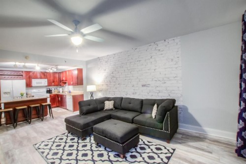 BRAND NEW!Laketown Wharf 334! Beautiful 3 BD Great Amenities And Great Location - image 28
