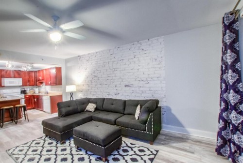 BRAND NEW!Laketown Wharf 334! Beautiful 3 BD Great Amenities And Great Location - image 6
