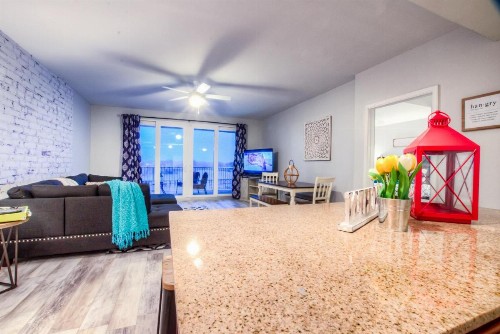 BRAND NEW!Laketown Wharf 233! Beautiful 3 BD Great Amenities And Great Location - image 25