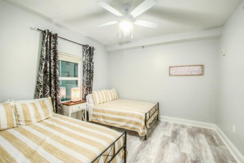 BRAND NEW!Laketown Wharf 233! Beautiful 3 BD Great Amenities And Great Location - image 27