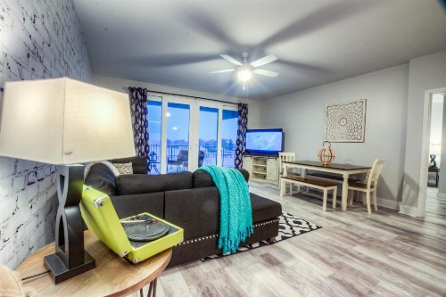 BRAND NEW!Laketown Wharf 233! Beautiful 3 BD Great Amenities And Great Location - image 37