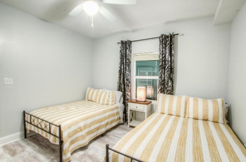 BRAND NEW!Laketown Wharf 233! Beautiful 3 BD Great Amenities And Great Location - image 45