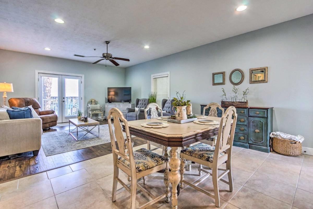 Panama City Condo with Lanai Less Than half Mi to Beach! - image 5